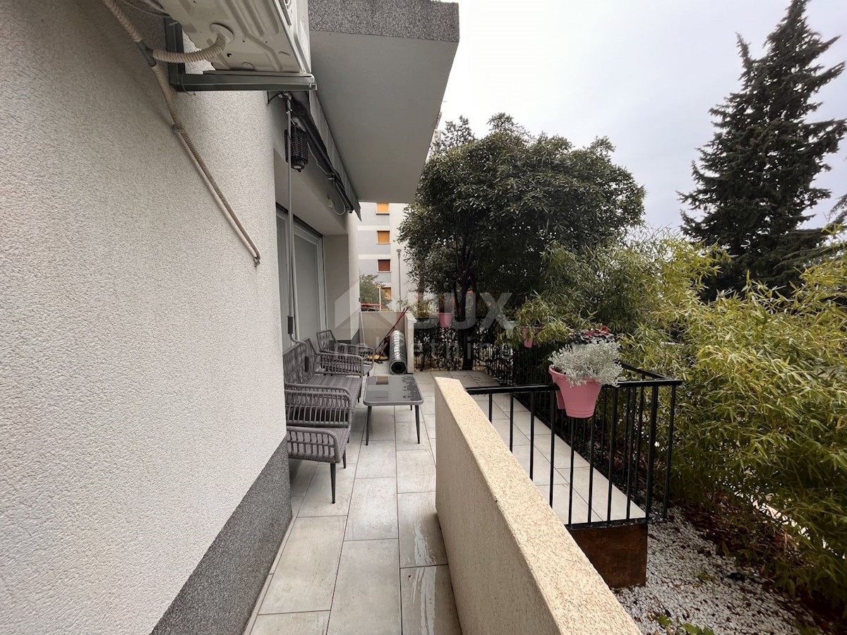 RIJEKA, KANTRIDA - 2 spalnici + dnevna soba, stanovanje s teraso