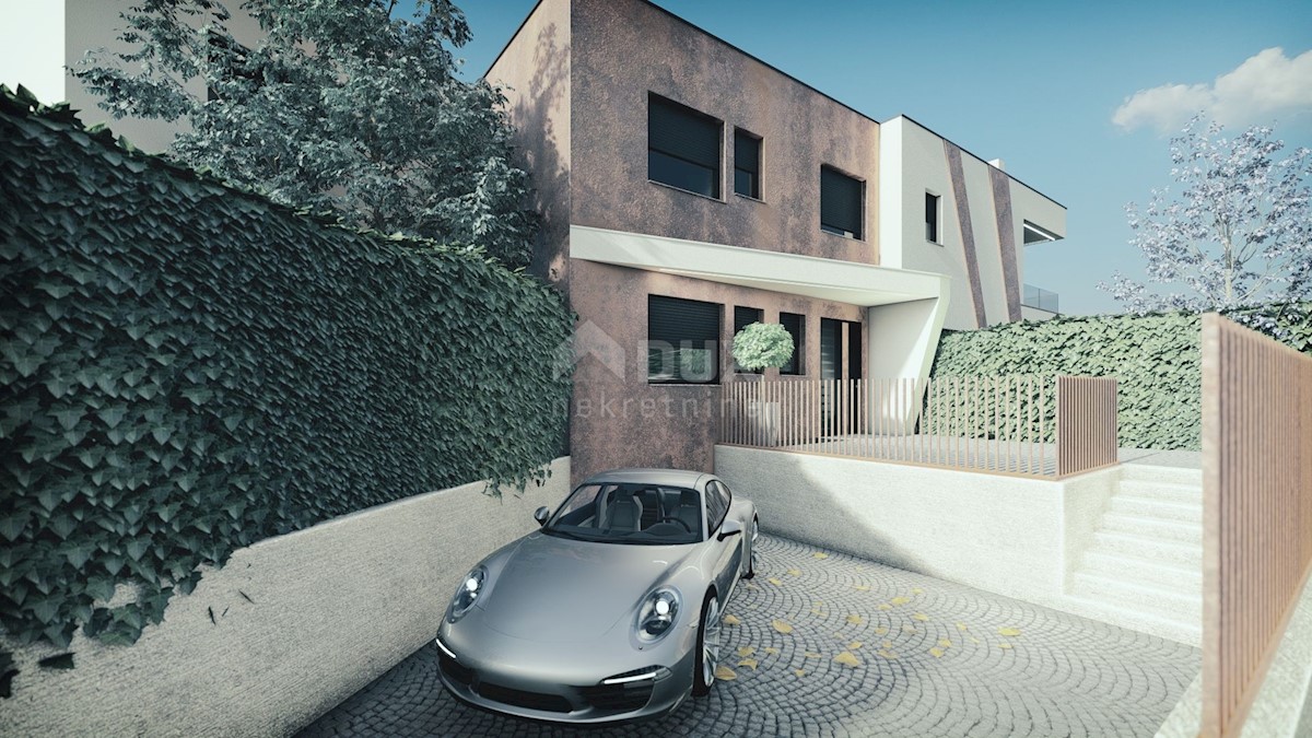 OPATIJA, POBRI - vrstna vila 214m2 s pogledom na morje + urejen vrt 150m2