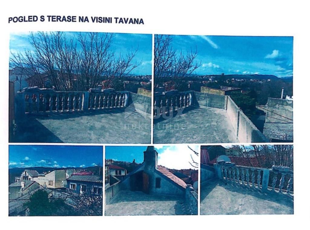 NOVI VINODOLSKI - Obmorska hiša v širšem centru