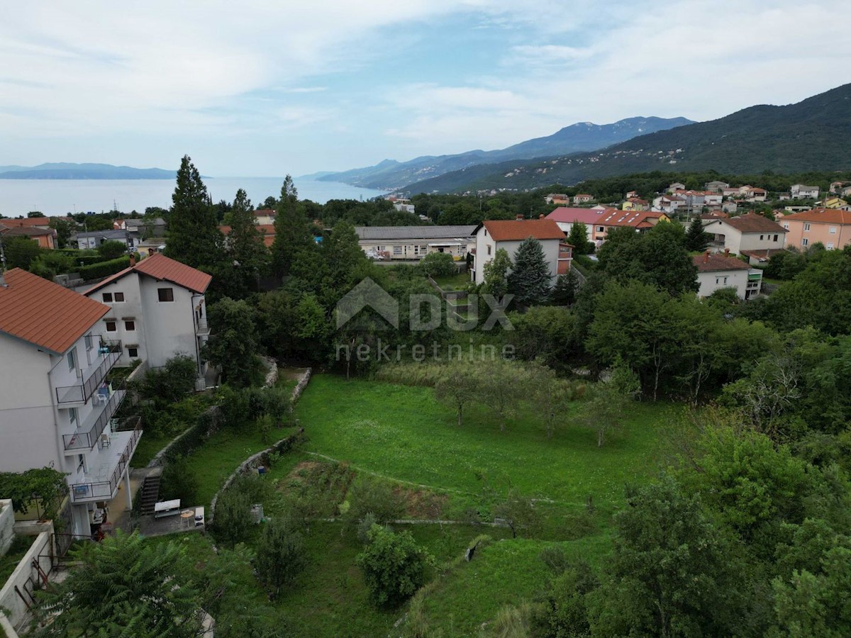 OPATIJA, KASTAV, TRINAJSTIĆI - hiša 110m2 s pogledom na morje + garaža 90m2 + gospodarska poslopja 45m2 + okolica 4100m2