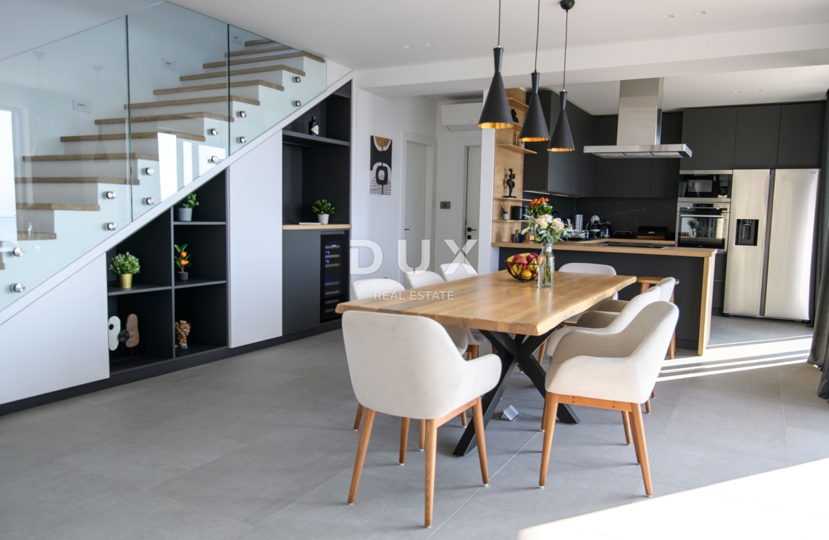 OPATIJA, MEDVEJA - Vila s panoramskim razgledom in bazenom