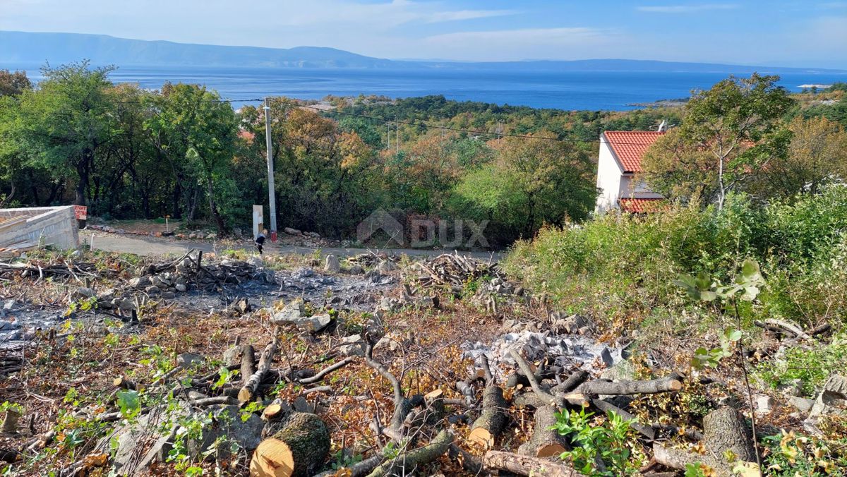 KLENOVICA, NOVI VINODOLSKI - zemljišče 530m2 za hišo z bazenom, panoramski pogled na morje   