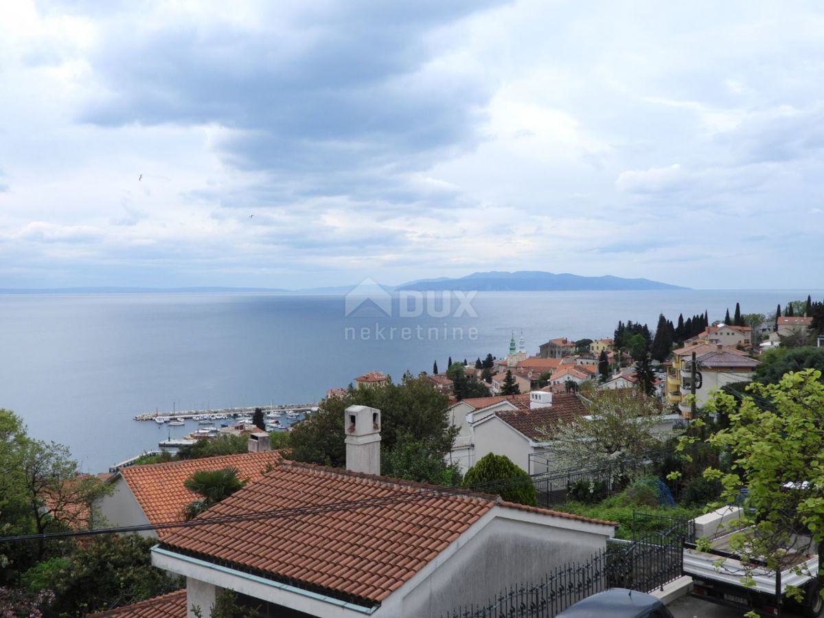 Volosko, Opatija, 121m2