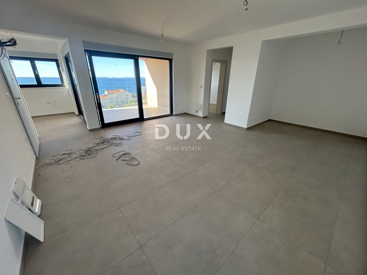 PRIMOŠTEN, DOLAC – NOVOGRADNJA! Dvosobno stanovanje s čudovitim razgledom.