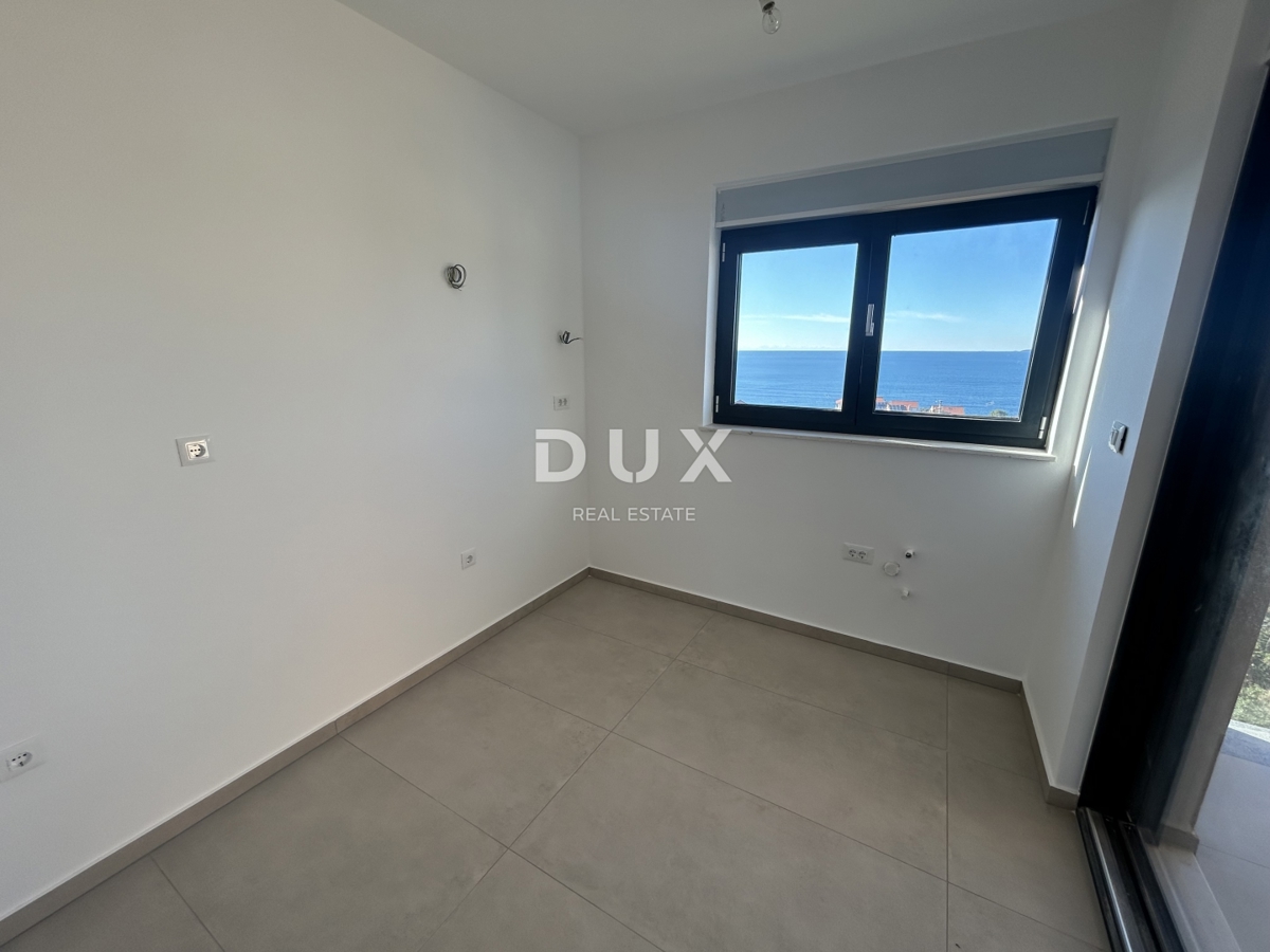 PRIMOŠTEN, DOLAC – NOVOGRADNJA! Dvosobno stanovanje s čudovitim razgledom.