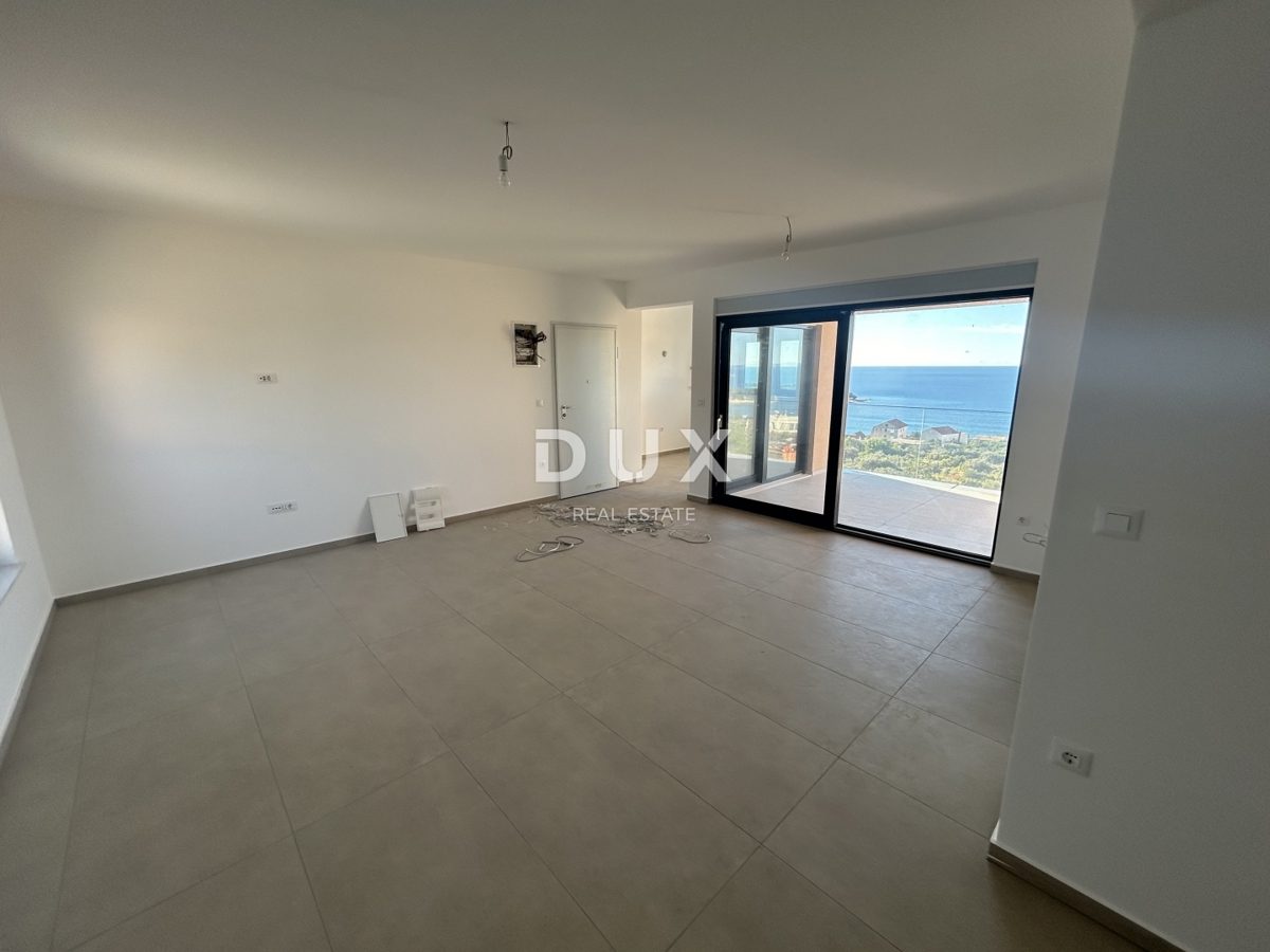 PRIMOŠTEN, DOLAC – NOVOGRADNJA! Dvosobno stanovanje s čudovitim razgledom.