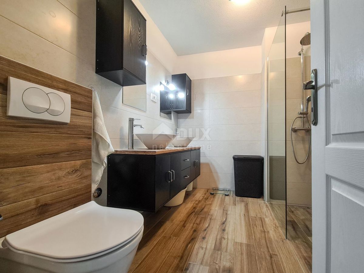 ISTRA, BUJE - Na novo prenovljen apartma s pogledom na morje