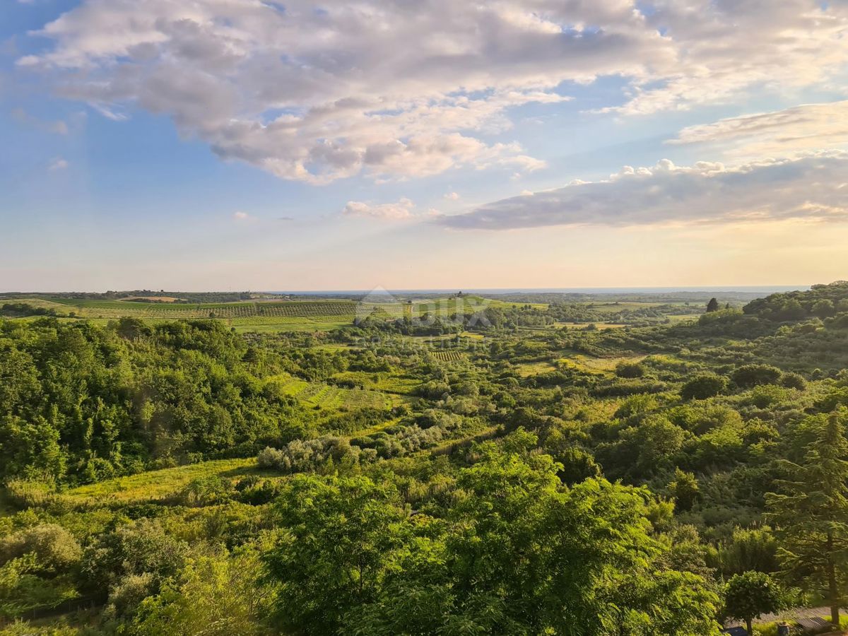 ISTRA, BUJE - Na novo prenovljen apartma s pogledom na morje