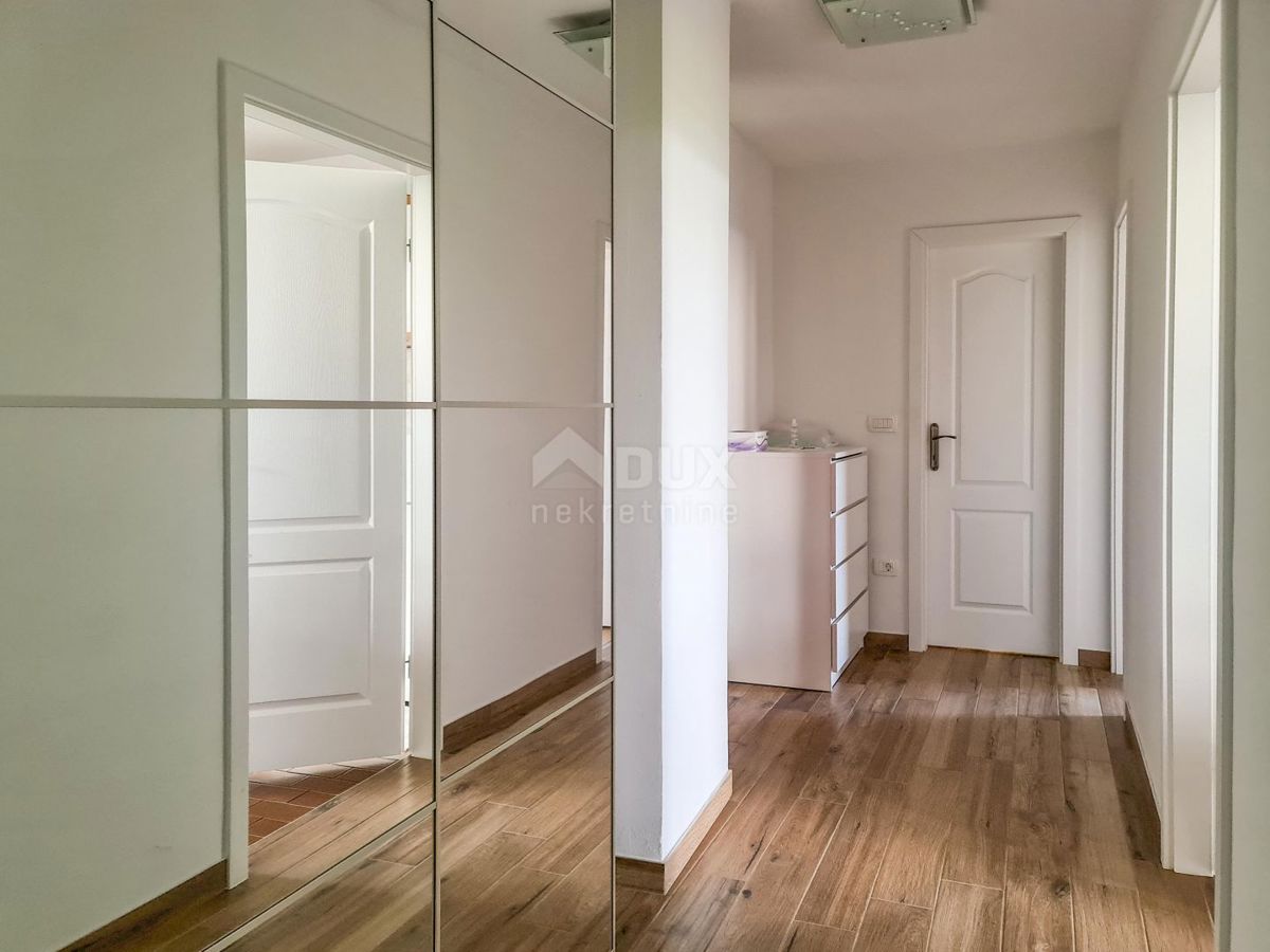 ISTRA, BUJE - Na novo prenovljen apartma s pogledom na morje