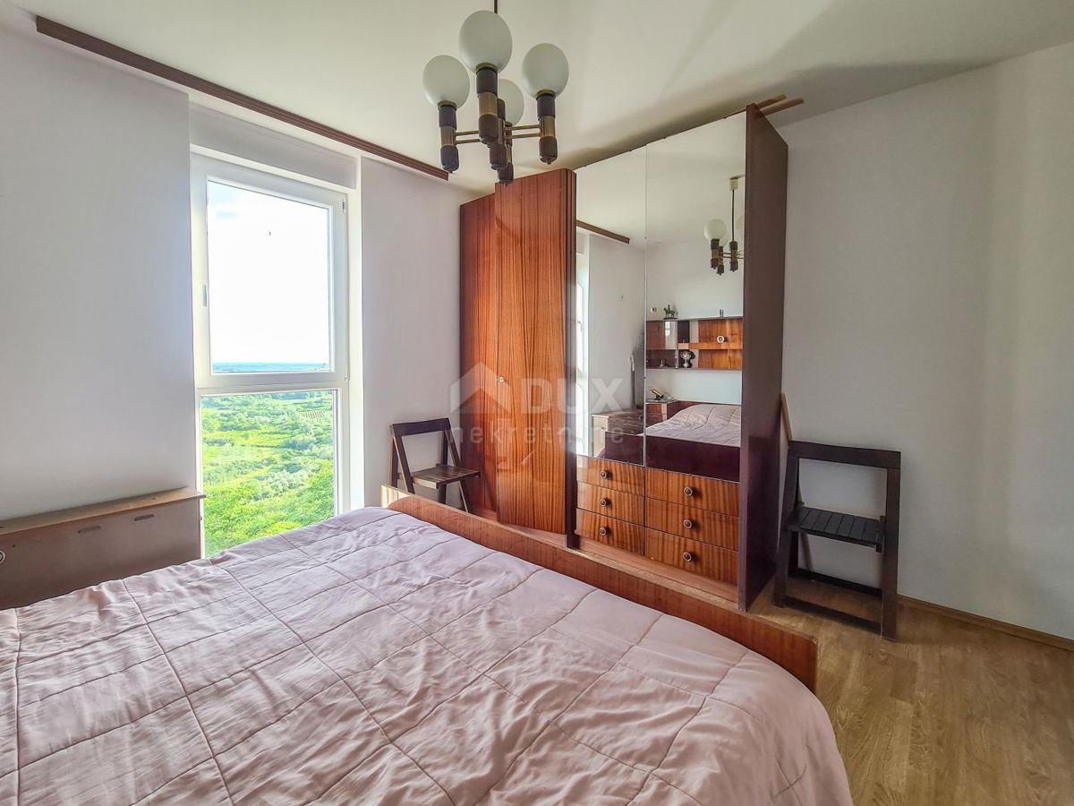 ISTRA, BUJE - Na novo prenovljen apartma s pogledom na morje