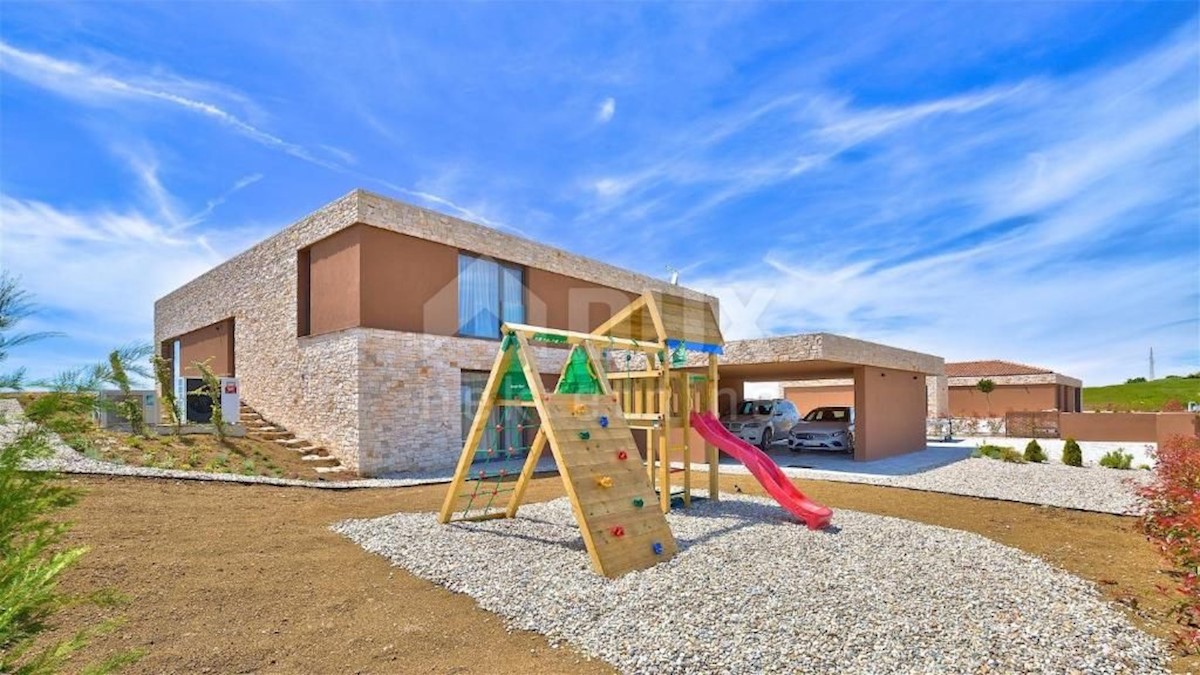 ISTRA, BRTONIGLA - Moderna vila s pogledom na morje