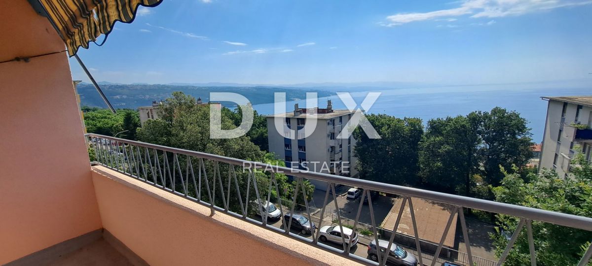 OPATIJA - stanovanje z garažo in pogledom na morje