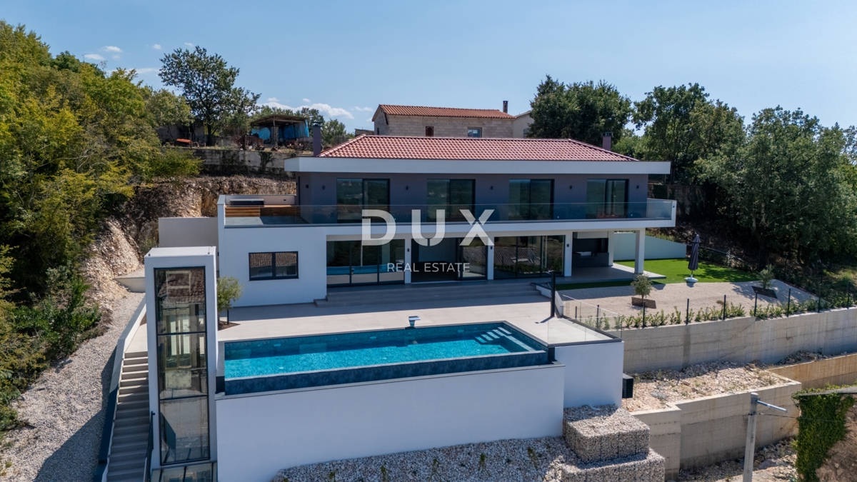 ISTRA, VIŽINADA - Luksuzna vila z neskončnim bazenom