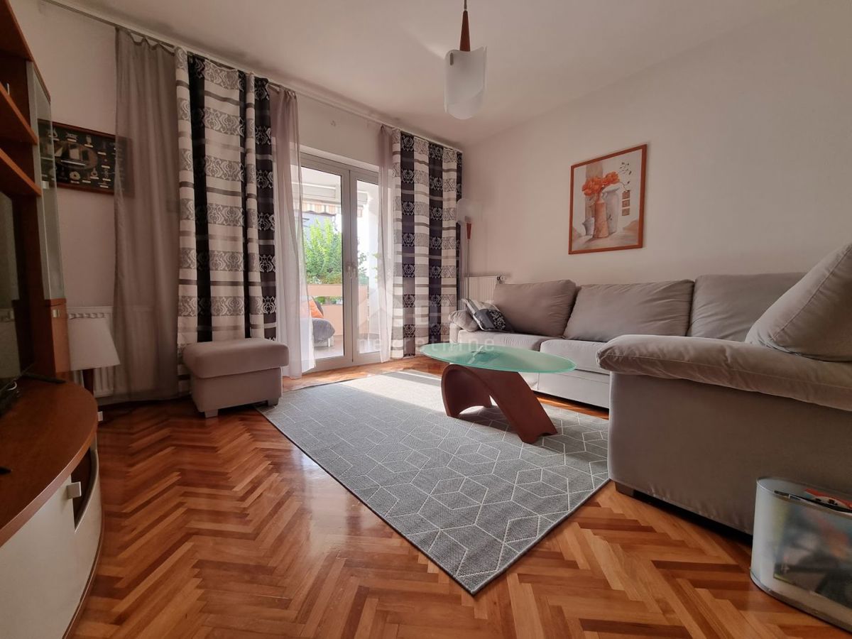 OTOK KRK, PUNAT - moderno opremljen apartma na otoku Krku 