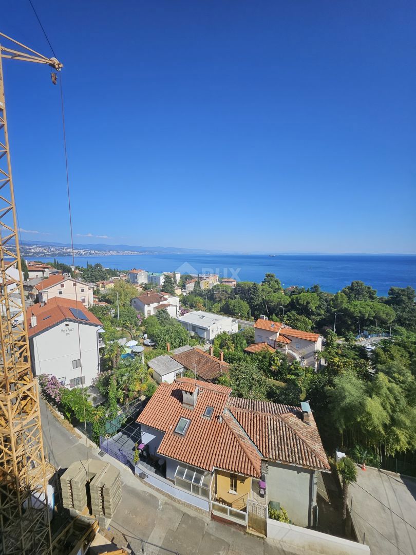 OPATIJA, CENTER - stanovanje 1. nadstropje 190m2 s panoramskim pogledom na morje in bazenom A4