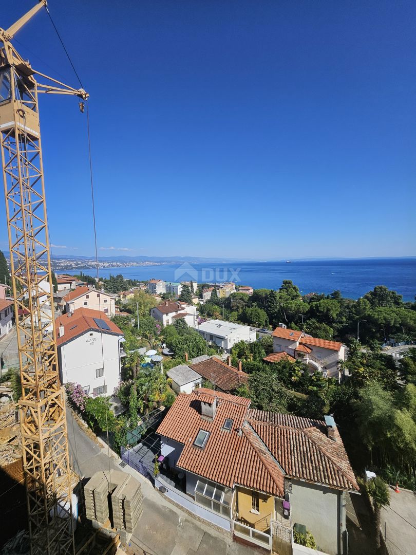 OPATIJA, CENTER - stanovanje 1. nadstropje 190m2 s panoramskim pogledom na morje in bazenom A4