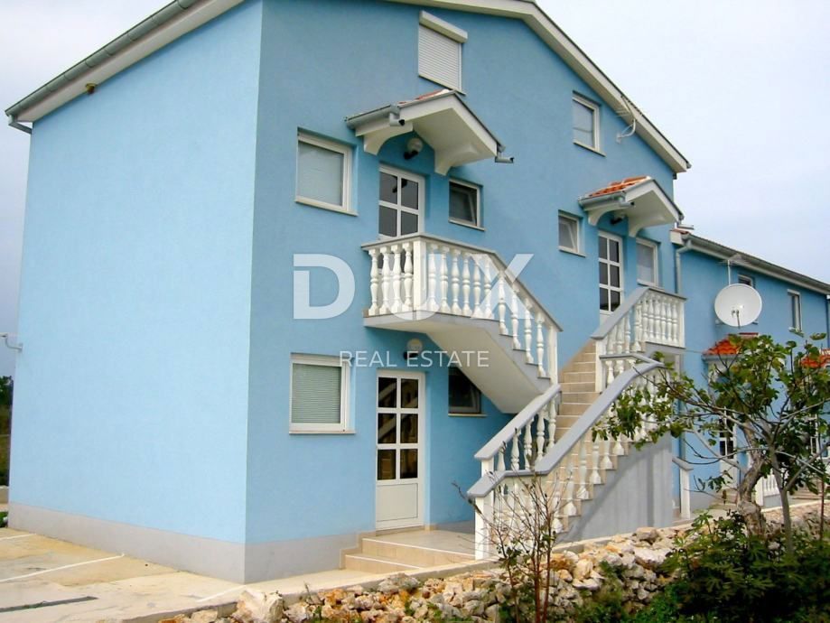 ZADAR, ZATON - Simpatičen dvonadstropni apartma blizu morja