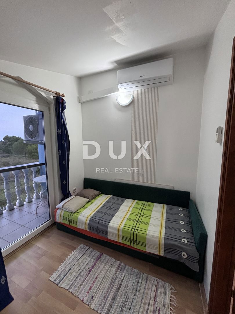 ZADAR, ZATON - Simpatičen dvonadstropni apartma blizu morja