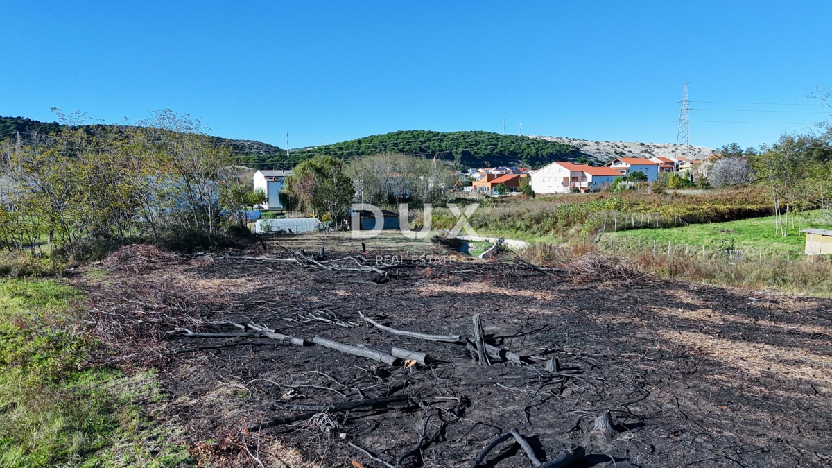 Zemljišče Lopar, Rab, 1.092m2