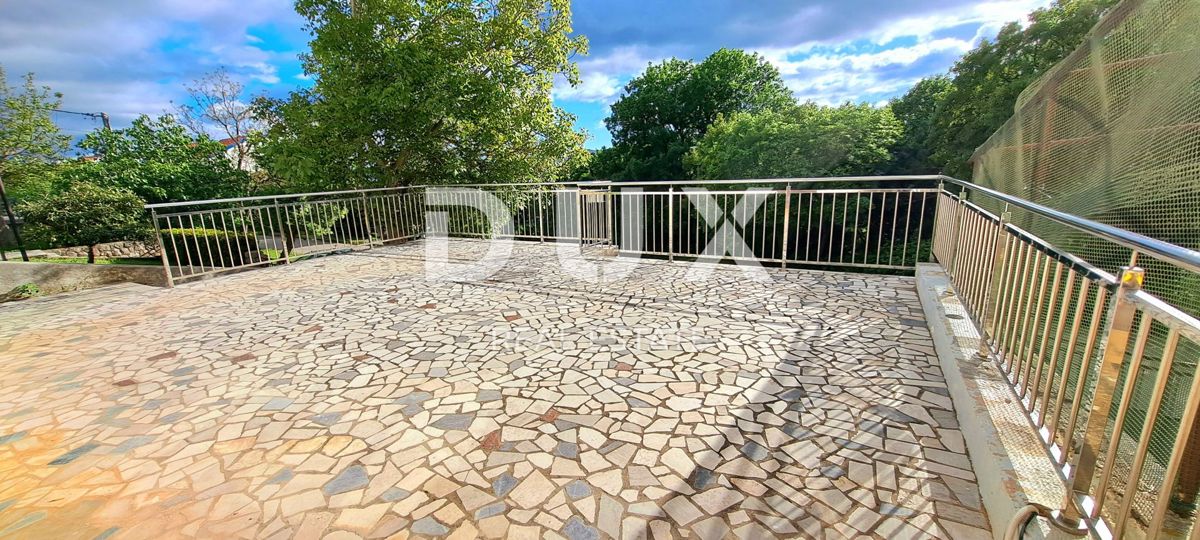 NOVI VINODOLSKI, SMOKVICA - Hiša blizu morja