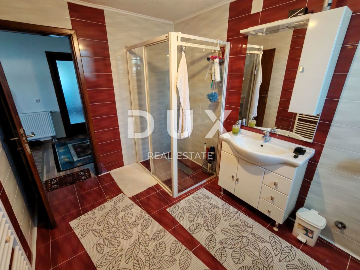 Hiša Zemunik Donji, 260m2