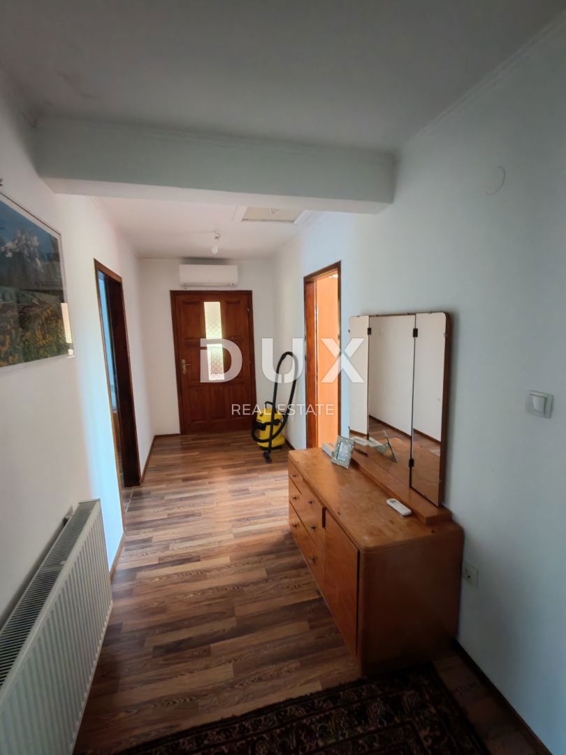 Hiša Zemunik Donji, 260m2