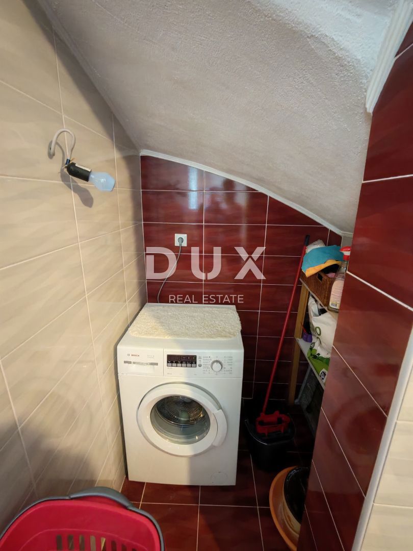 Hiša Zemunik Donji, 260m2