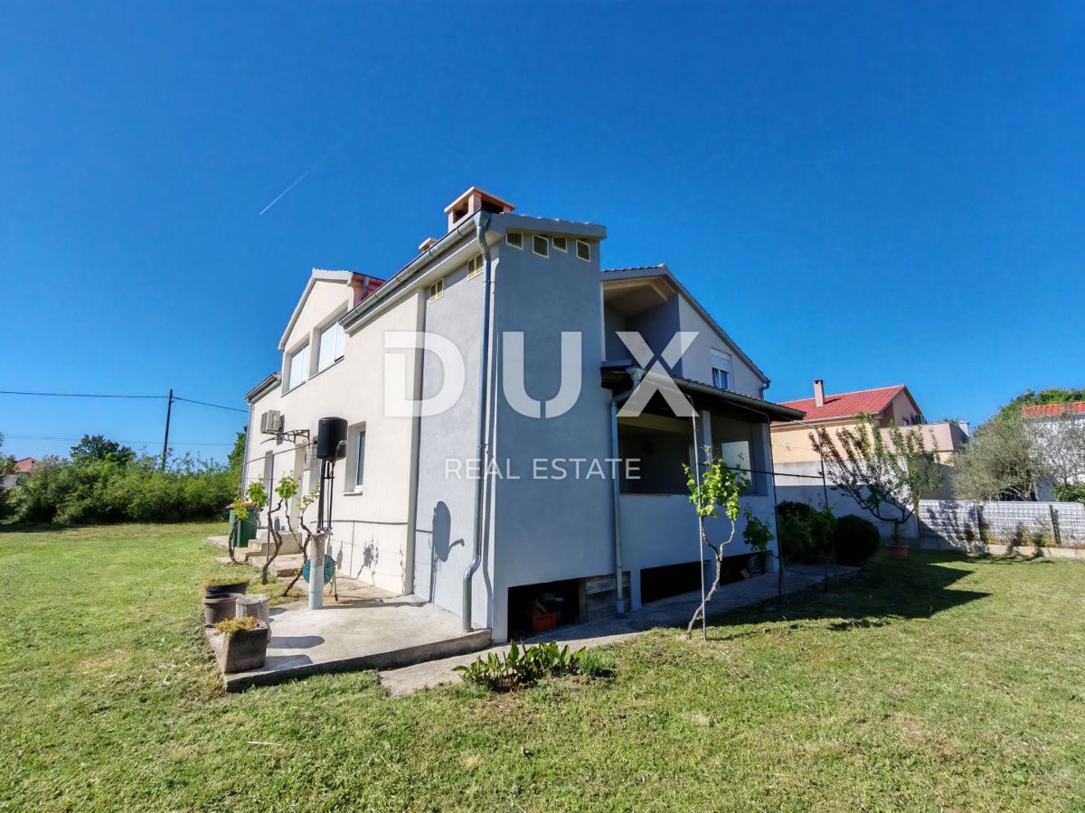 Hiša Zemunik Donji, 260m2