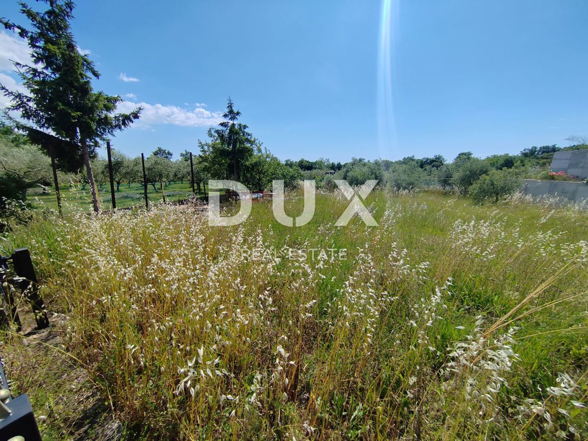ISTRA, UMAG - Gradbeno zemljišče 600 m2 v bližini morja