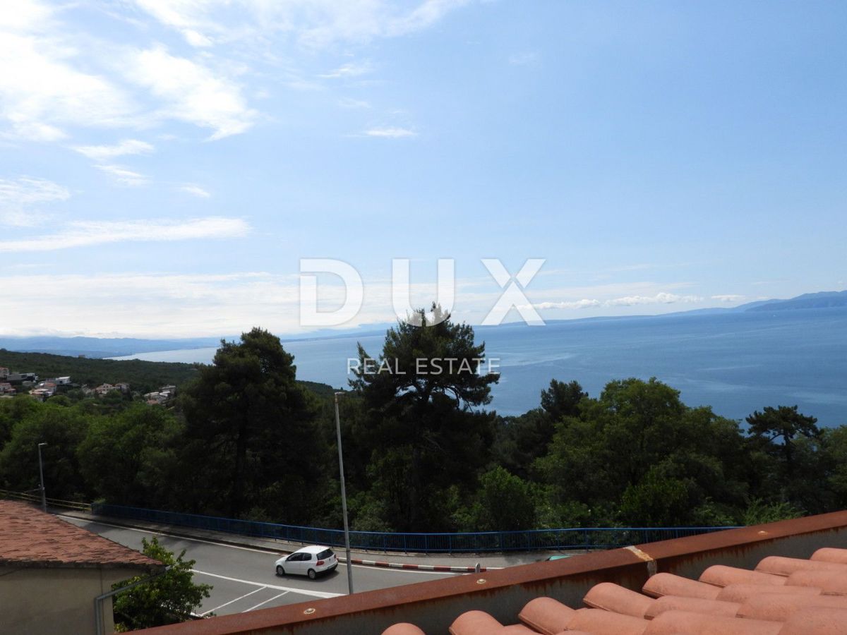 OPATIJA, VOLOSKO, PAVLOVAC - stanovanje 125m2 s panoramskim pogledom na morje 