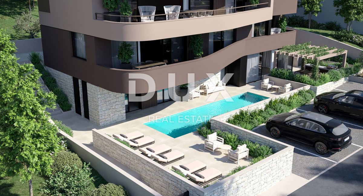 ISTRA, RABAC - Zemljišče z gradbenim dovoljenjem