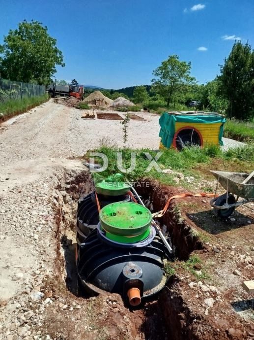 ISTRA, ŽMINJ - Zemljišče z dovoljenjem in začetkom gradnje