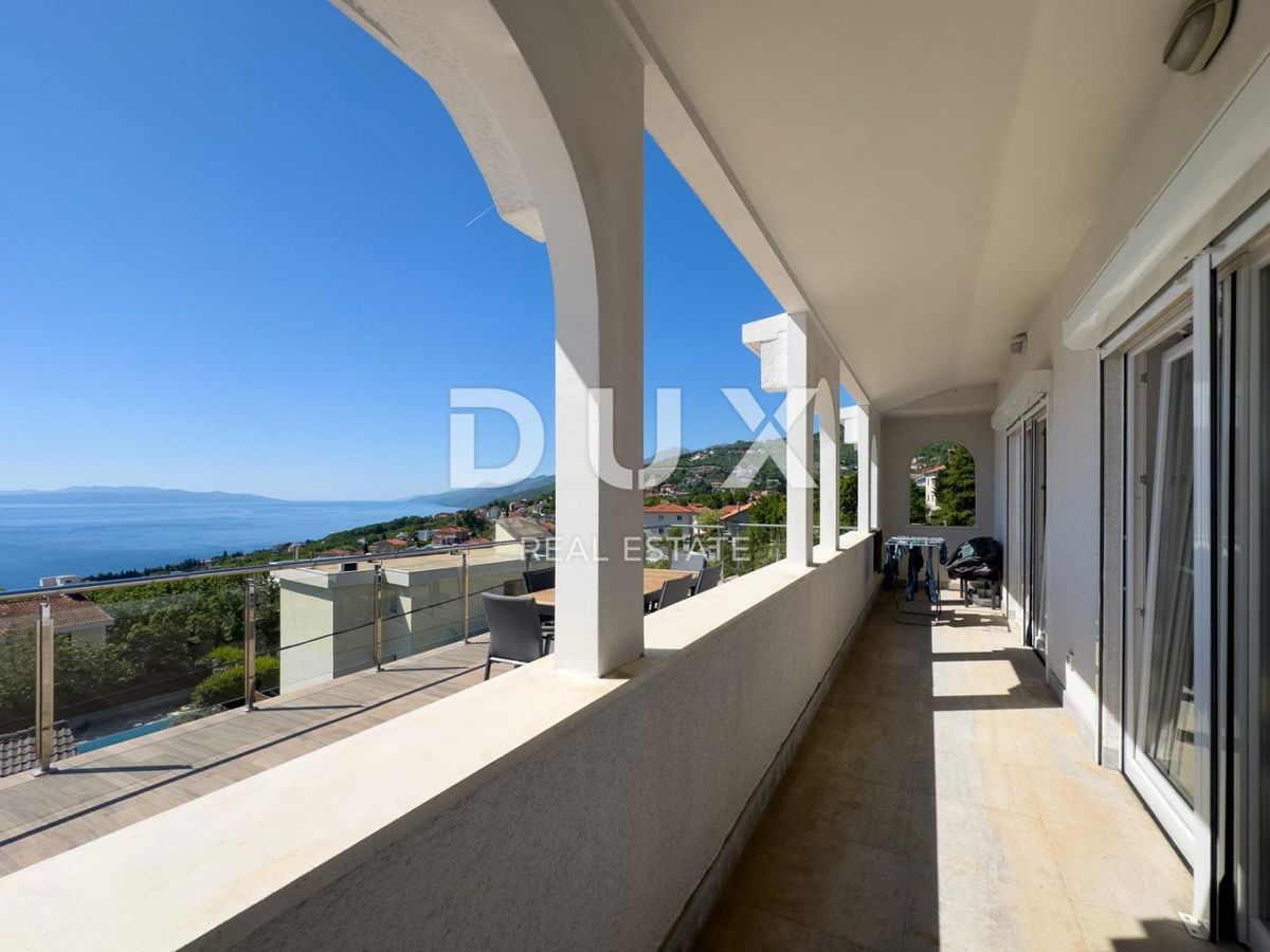 OPATIJA, POBRI - dizajnersko stanovanje s panoramskim pogledom na morje