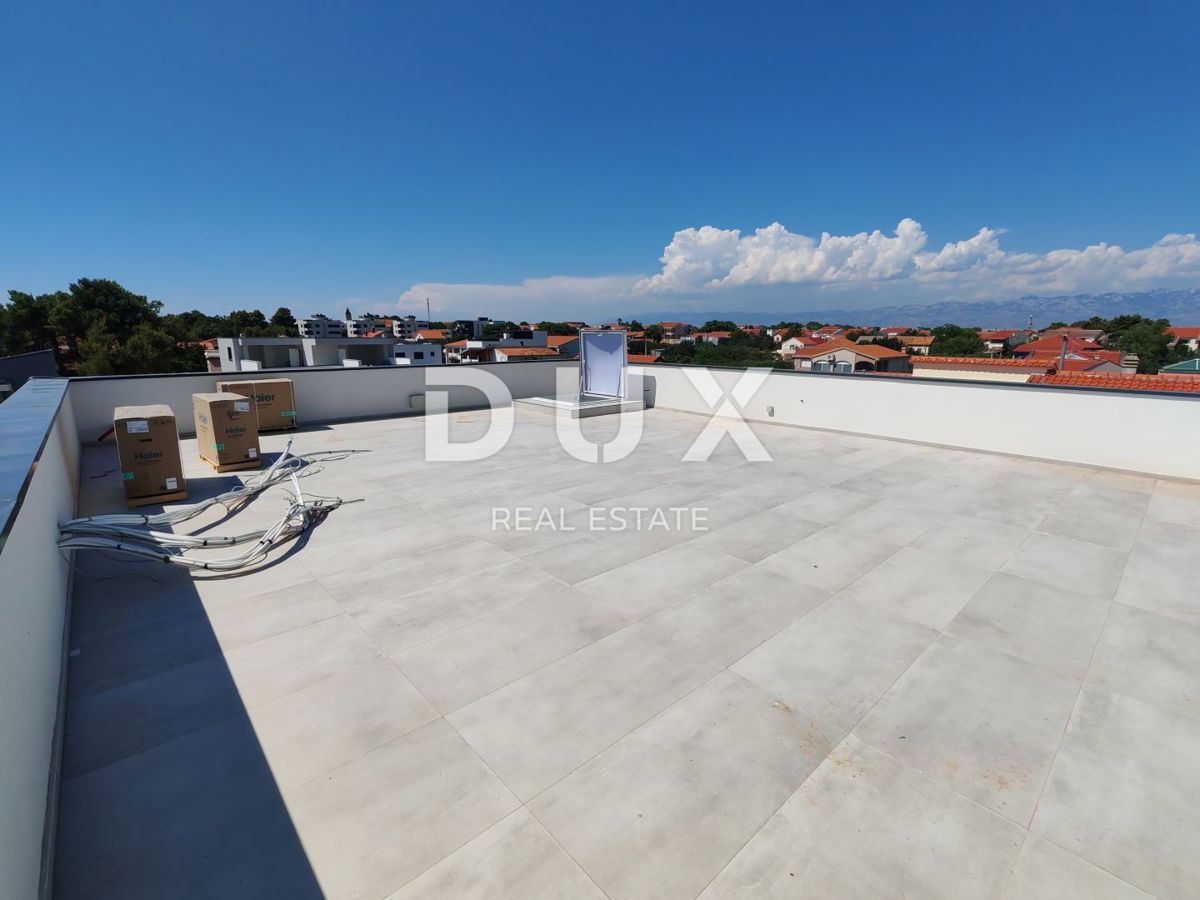 ZADAR, VIR - Udobno penthouse s pogledom na morje 180 metrov od plaže Jadro! BS3