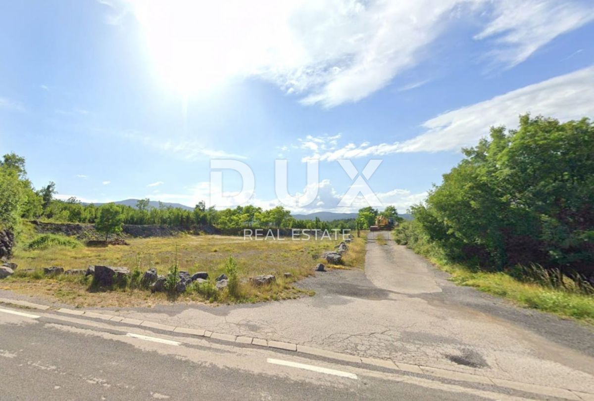 MATULJI, PERMANI - Zazidljivo zemljišče 6000m2 v delovni coni za skladišče/halo, CONA M