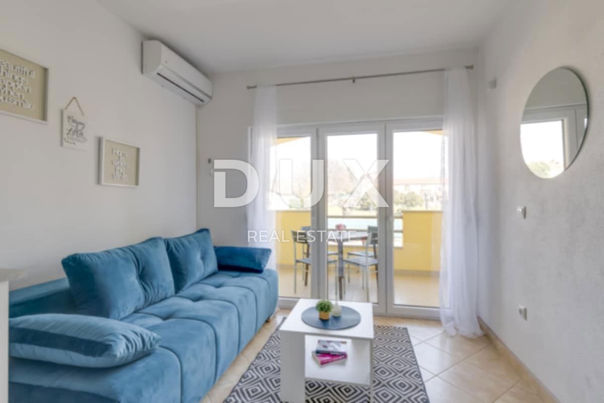 ISTRA, NOVIGRAD - Dva apartmaja v bližini morja