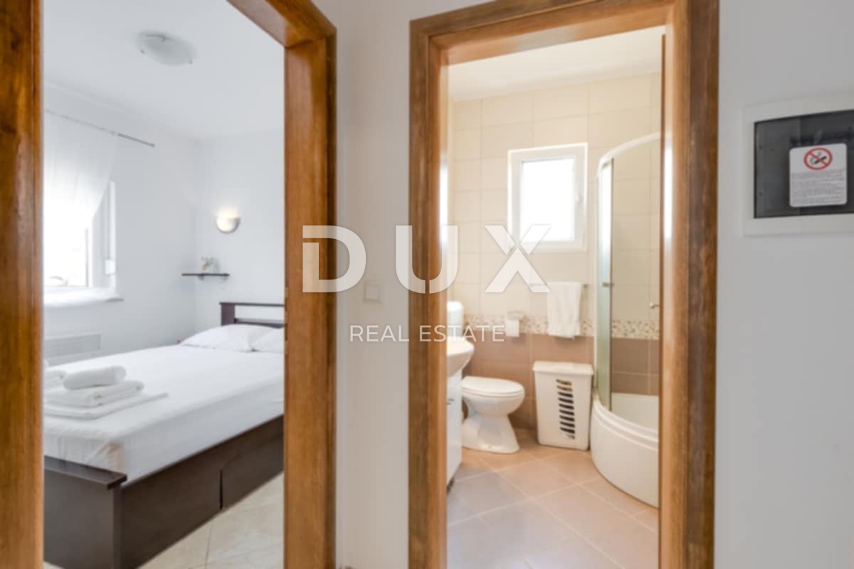 ISTRA, NOVIGRAD - Dva apartmaja v bližini morja