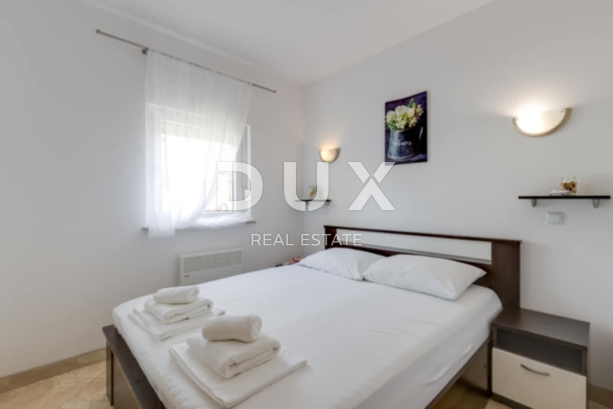 ISTRA, NOVIGRAD - Dva apartmaja v bližini morja