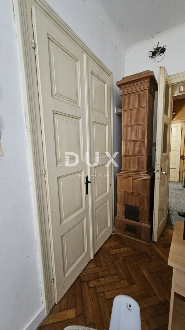 OPATIJA - Prostorno stanovanje z razgledom v secesijski vili z veliko potenciala, 152 m2