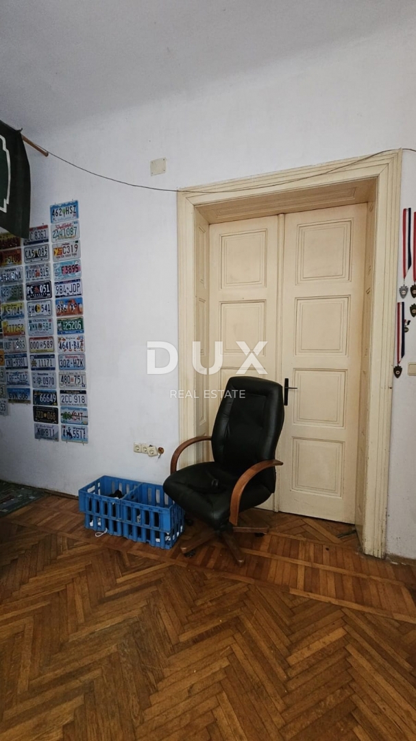 OPATIJA - Prostorno stanovanje z razgledom v secesijski vili z veliko potenciala, 152 m2