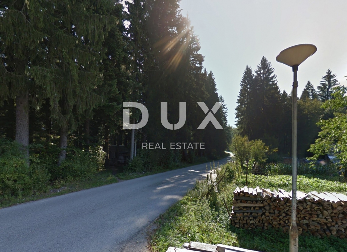GORSKI KOTAR, DELNICE, LUČICE - zazidljivo zemljišče 21000m2 v industrijski coni za halo/skladišče/poslovno stavbo 