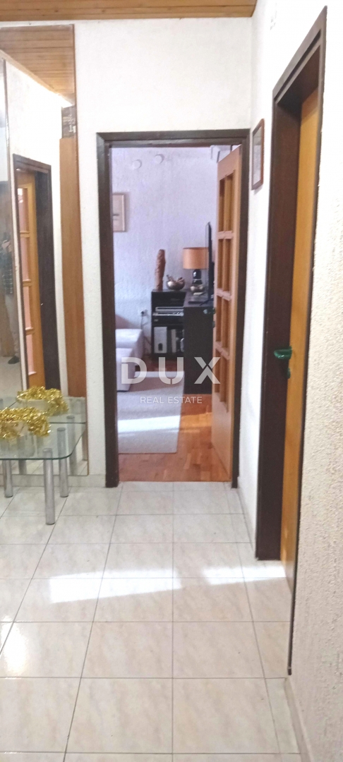 ISTRA, PULA Stanovanje v avstro-ogrski stavbi, 78 m2