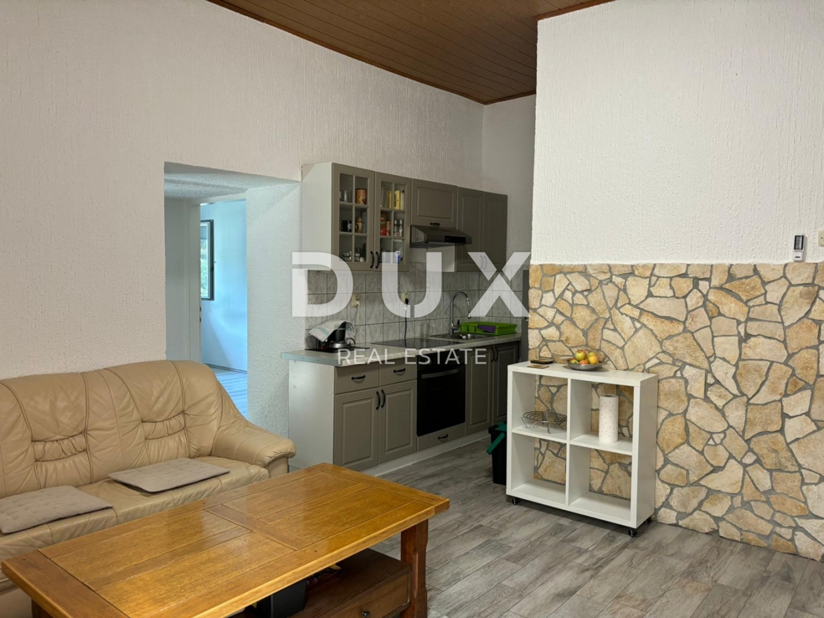 ISTRA, PULA - Dva apartmaja na iskani lokaciji v bližini morja!