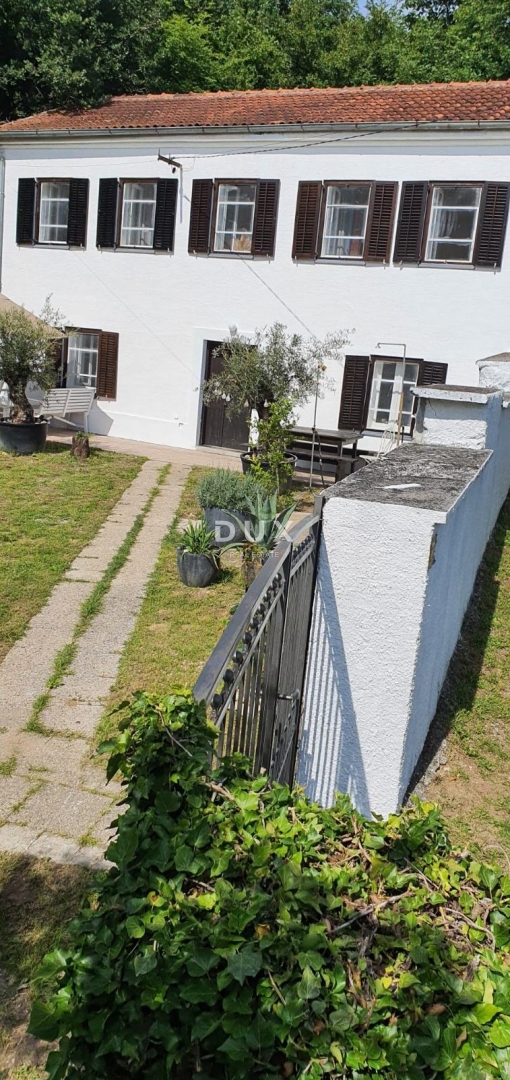 GRIŽANE - odlična samostojna hiša velikosti 120 m2