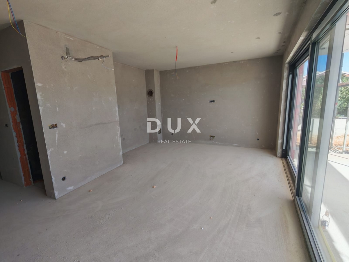 ISTRA, LIŽNJAN - Stanovanje v pritličju z vrtom!