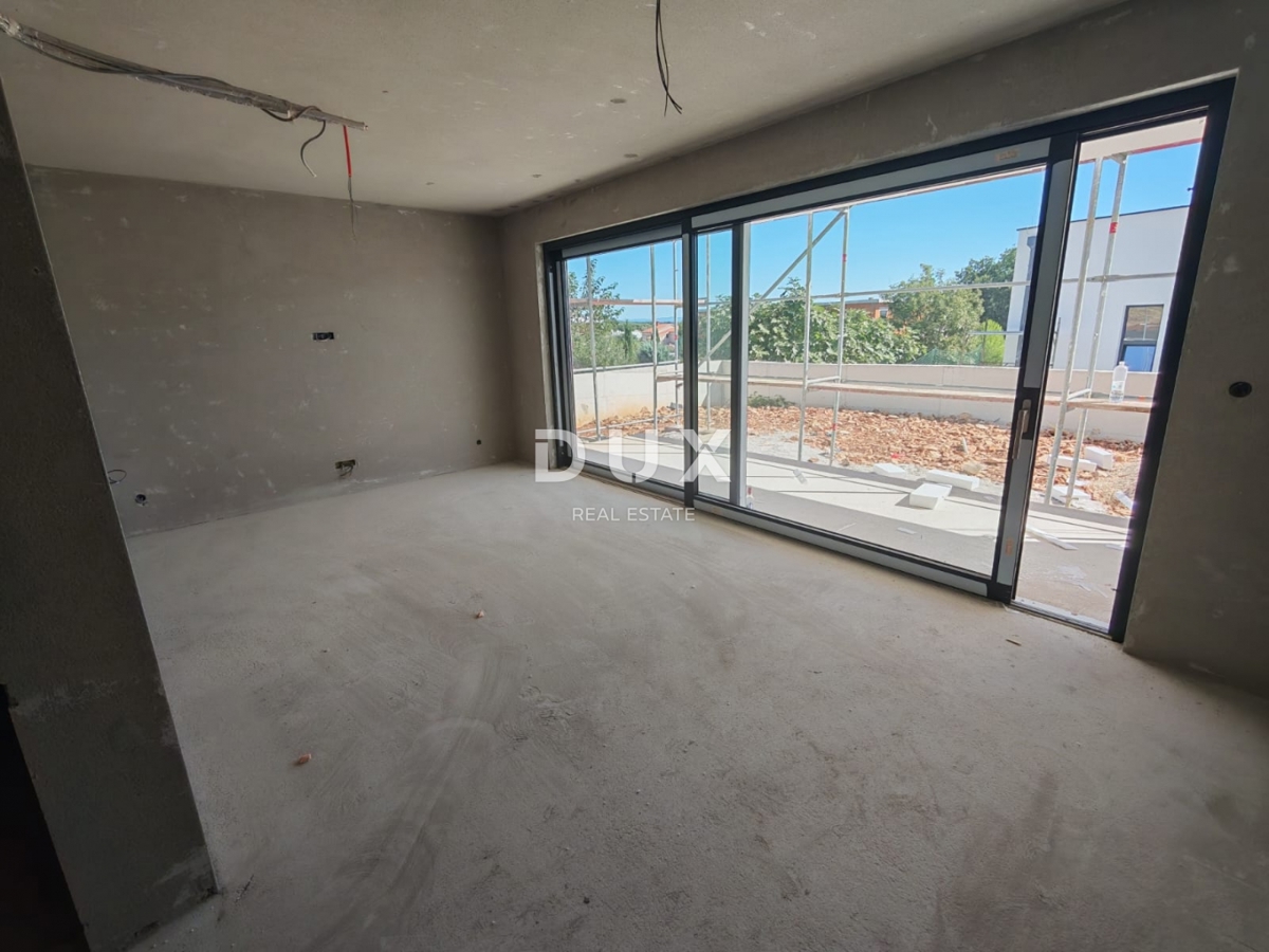 ISTRA, LIŽNJAN - Stanovanje v pritličju z vrtom!