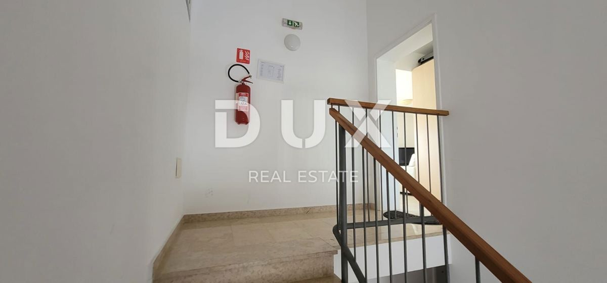 ISTRA, UMAG - Penthouse s pogledom na morje, 200m od plaže!