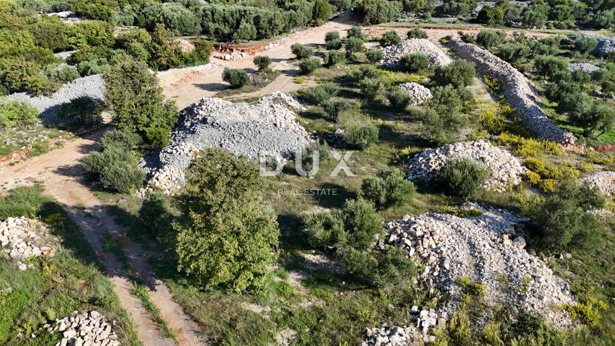 OTOK KRK, MESTO KRK - Investicijska priložnost - Gradbeno zemljišče 650 m2 s pogledom na morje