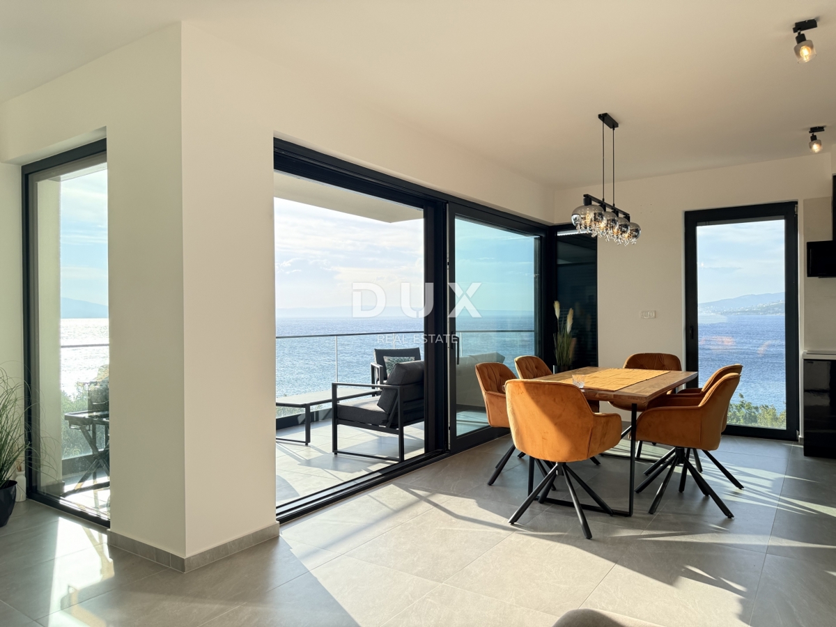 KLENOVICA - luksuzno stanovanje prva vrsta ob morju v novogradnji