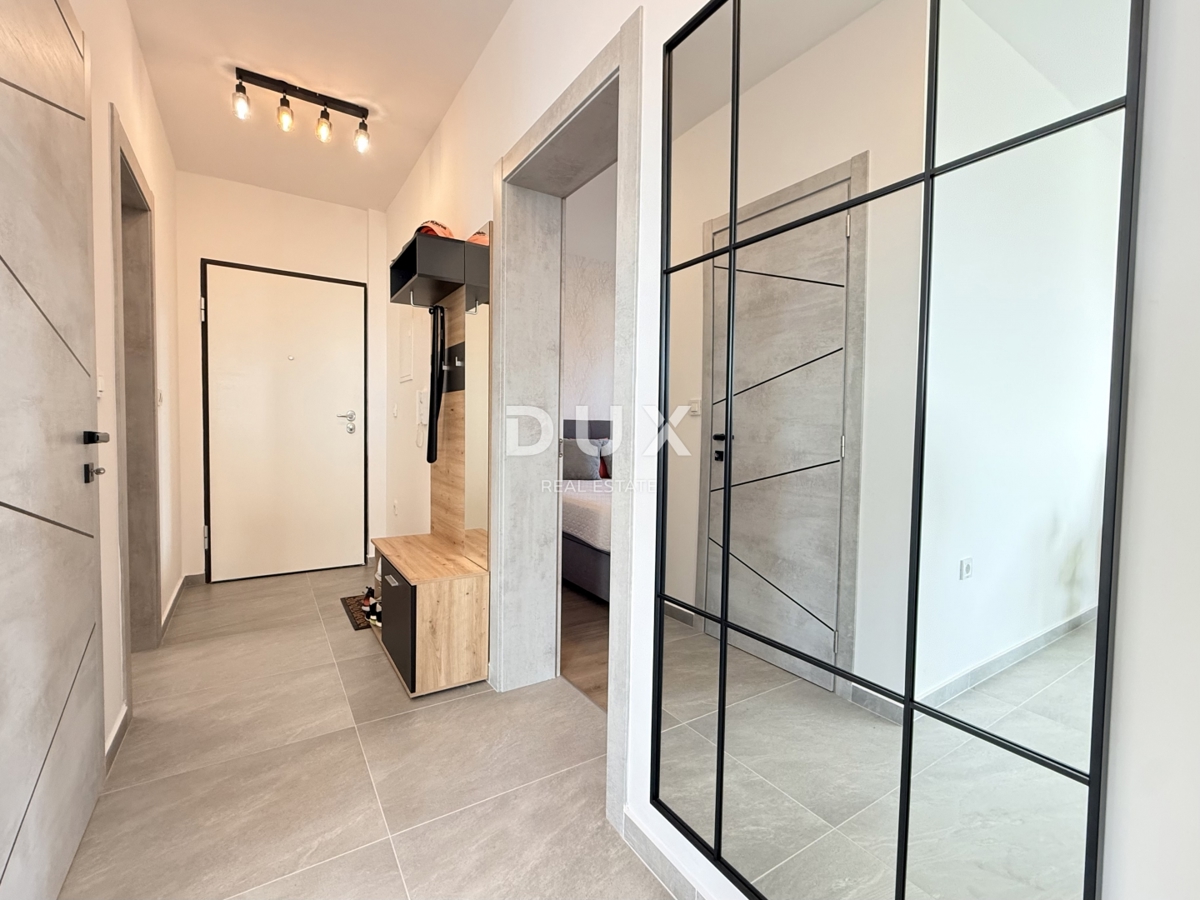 KLENOVICA - luksuzno stanovanje prva vrsta ob morju v novogradnji